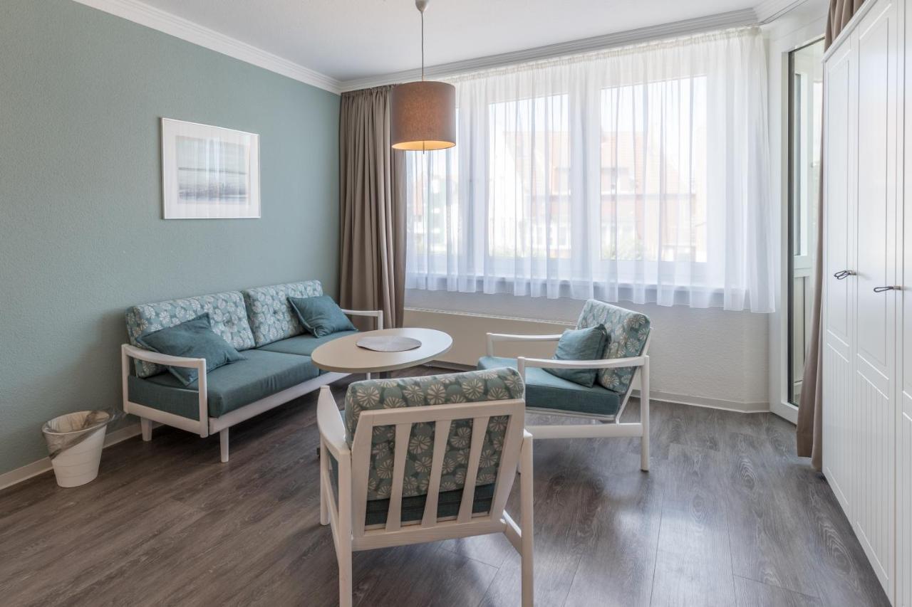 Mingers Hotel Neuharlingersiel Eksteriør billede